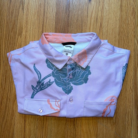 NEW! NIKE SKATE ADULT UNISEX SHIRT TOP SIZE SMALL - PLUM - Picture 2 of 3